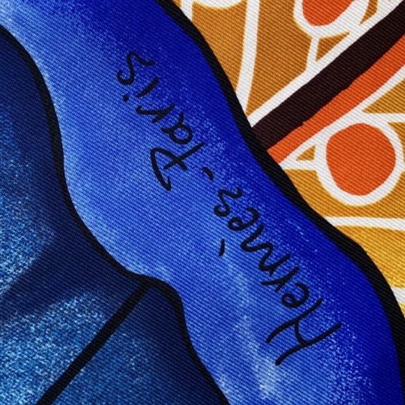 Authentic Hermes silk scarf - Picture 9 of 9